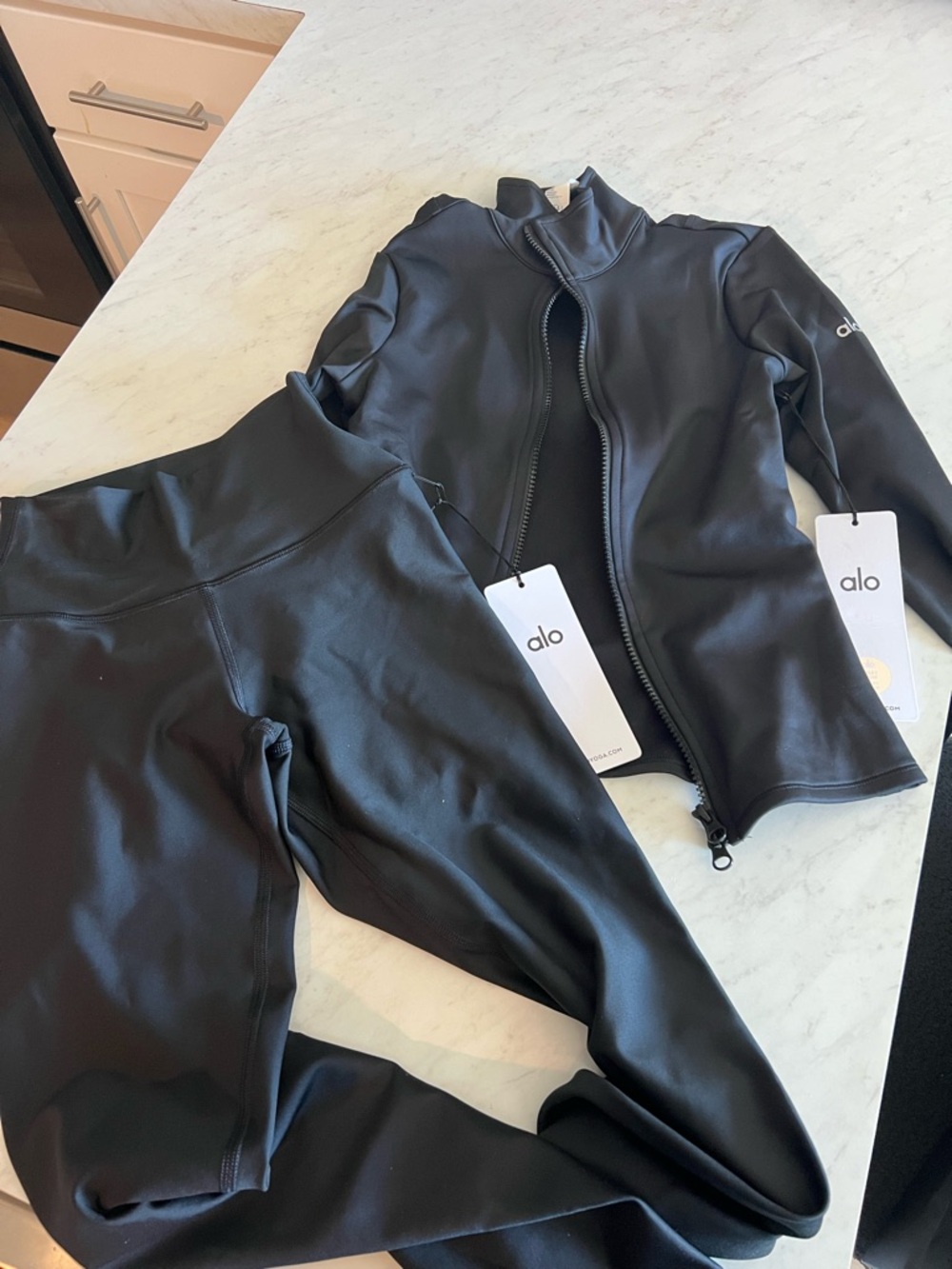 ALO Yoga Black Utility Zip Jacket - Smooth Active Layer